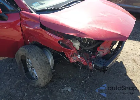 2022 Toyota Corolla Cross Le z USA, uszkodzony, nr VIN 7MUBAABG3NV004835